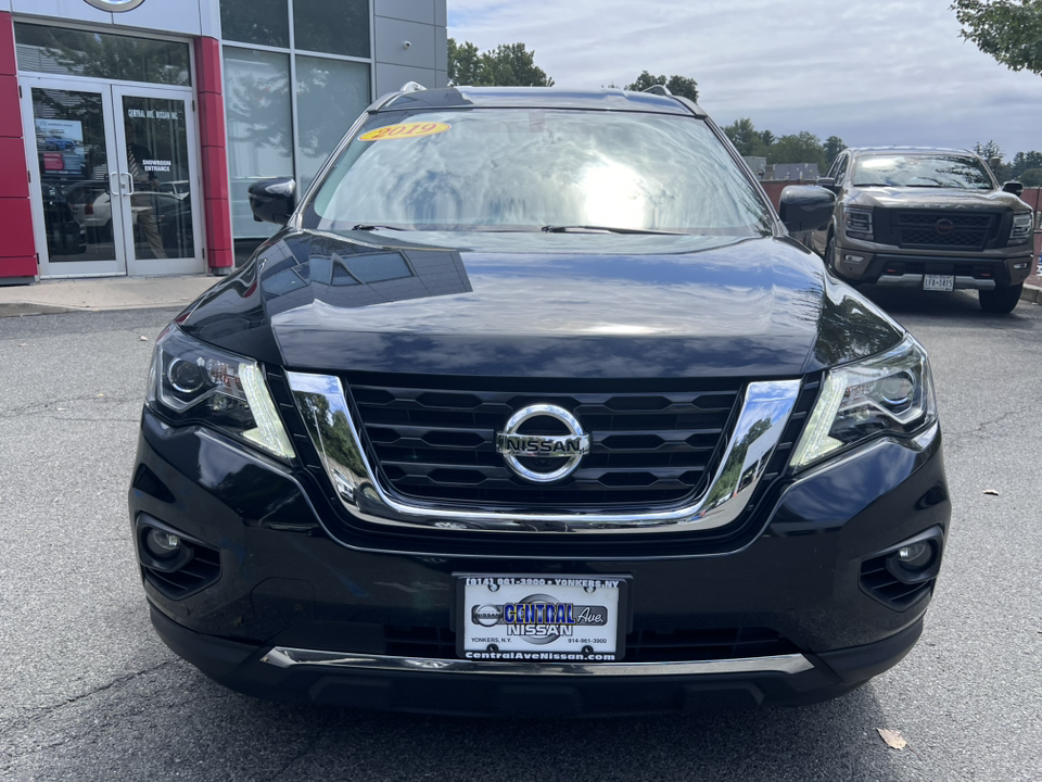 2019 Nissan Pathfinder SL 2