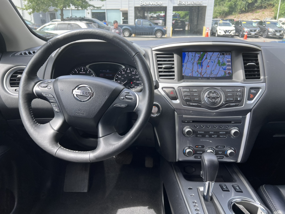 2019 Nissan Pathfinder SL 14