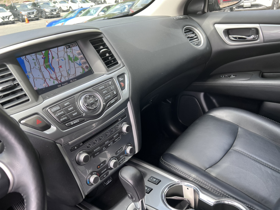 2019 Nissan Pathfinder SL 20