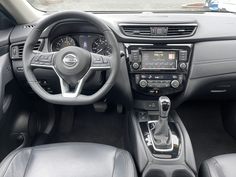 2019 Nissan Rogue SL 11