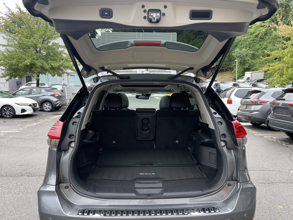 2019 Nissan Rogue SL 31