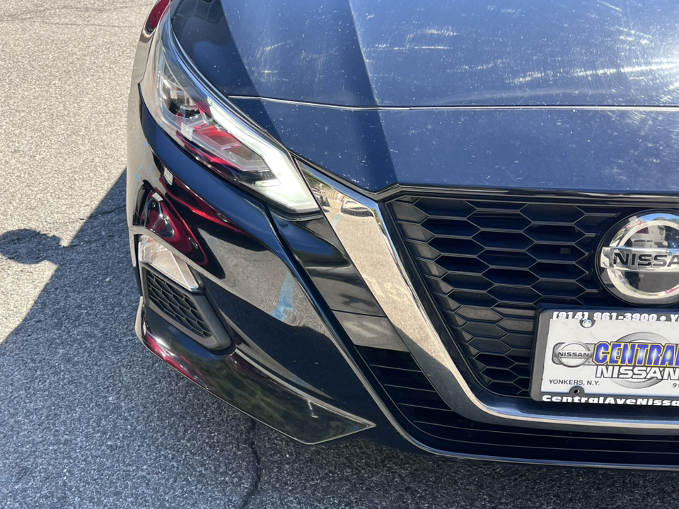 2019 Nissan Altima 2.5 SR 8