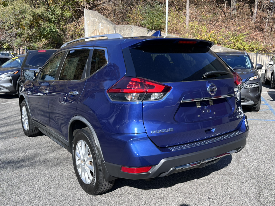 2018 Nissan Rogue SV 4