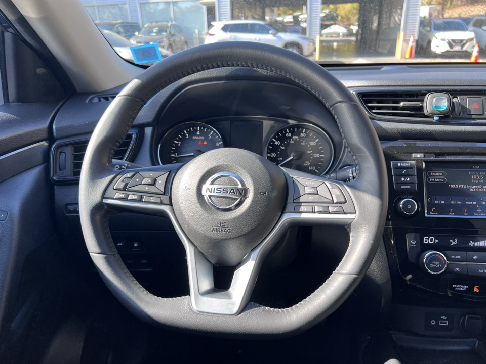 2018 Nissan Rogue SV 15