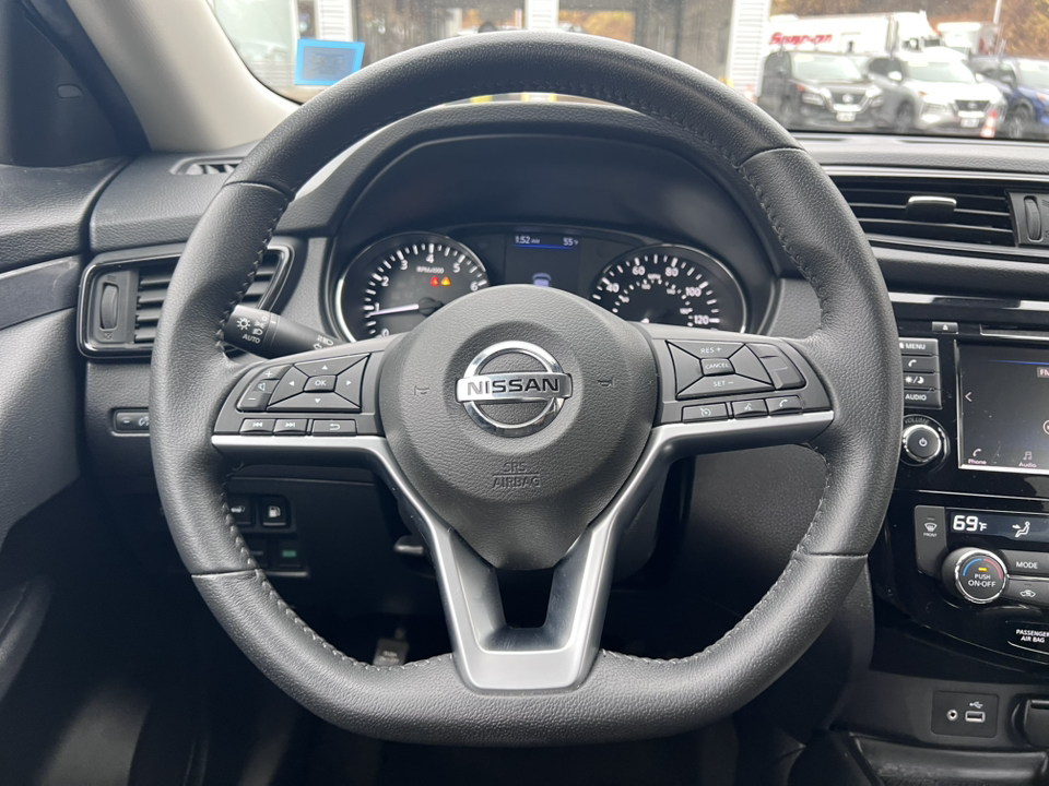 2019 Nissan Rogue SV 15