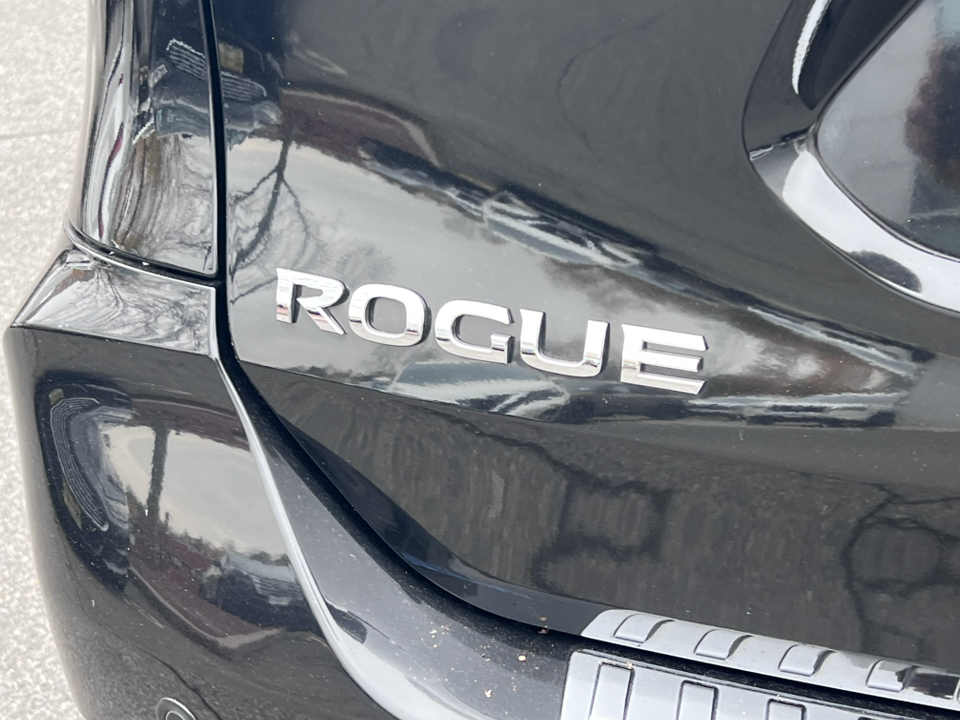 2019 Nissan Rogue SV 34