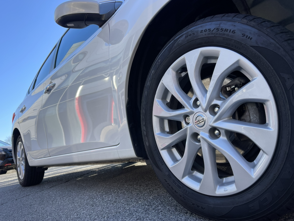 2019 Nissan Sentra SV 8