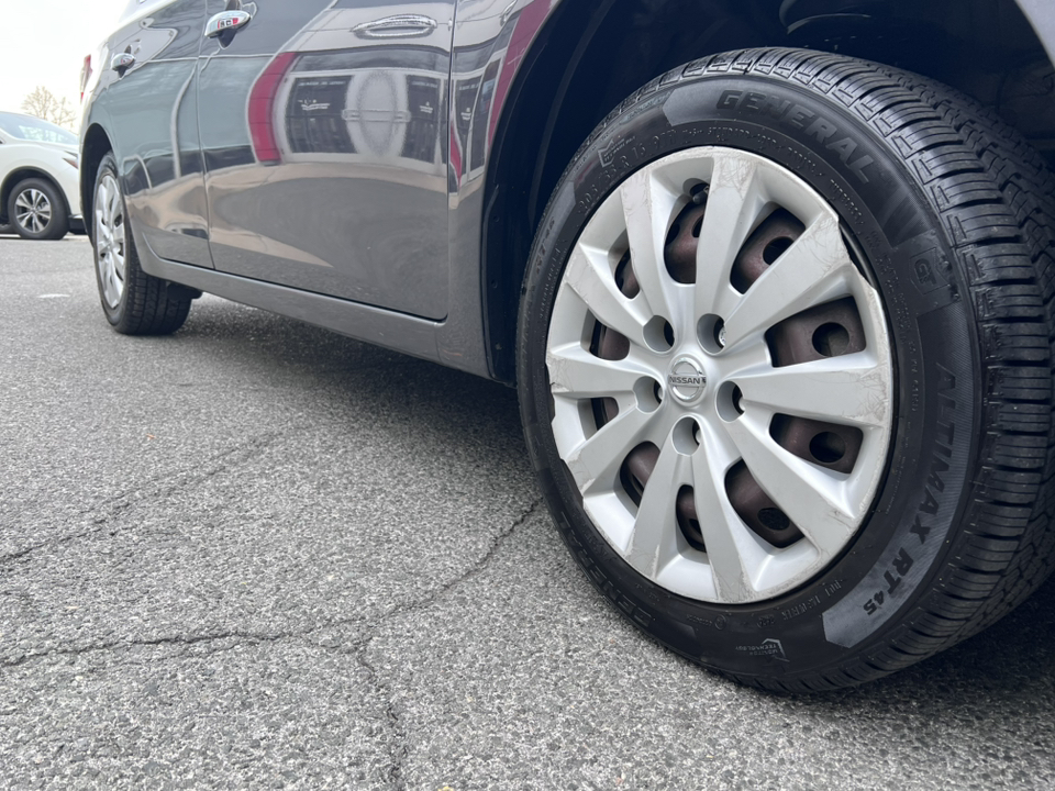 2014 Nissan Sentra SV 10