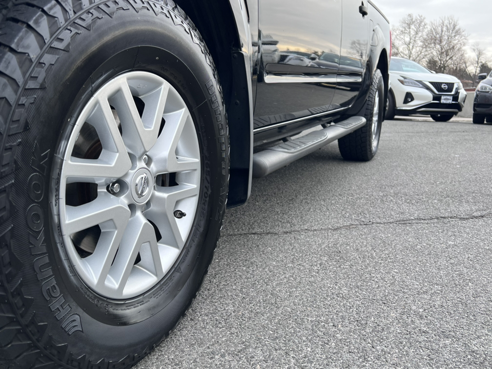 2018 Nissan Frontier SV 11