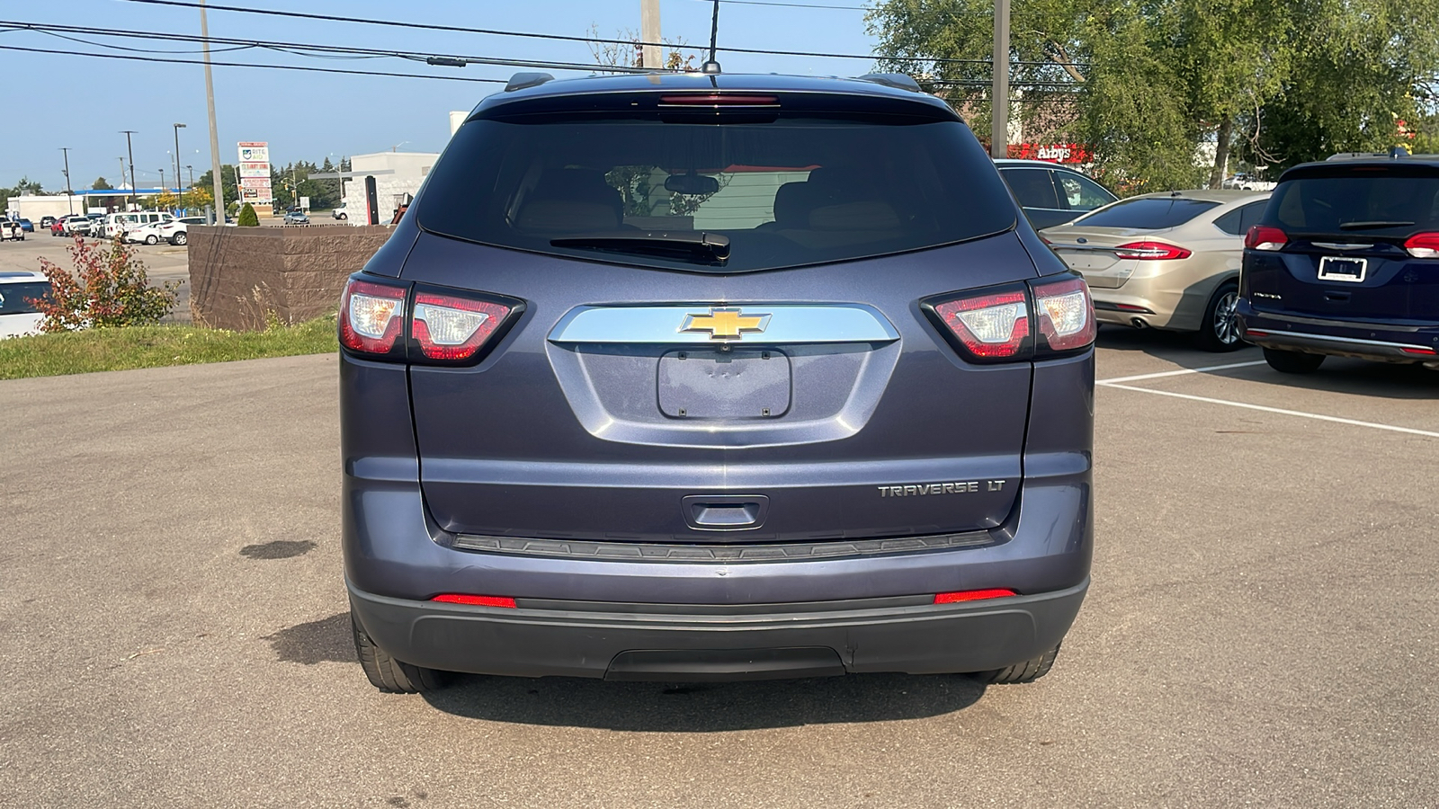 2014 Chevrolet Traverse LS 31