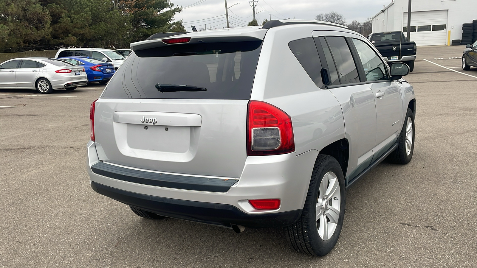 2011 Jeep Compass Base 4