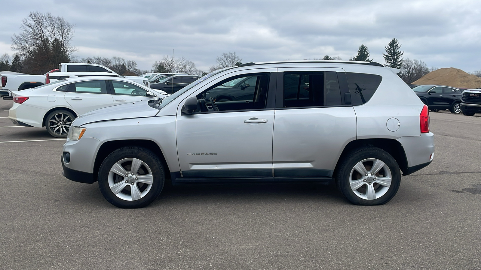 2011 Jeep Compass Base 6