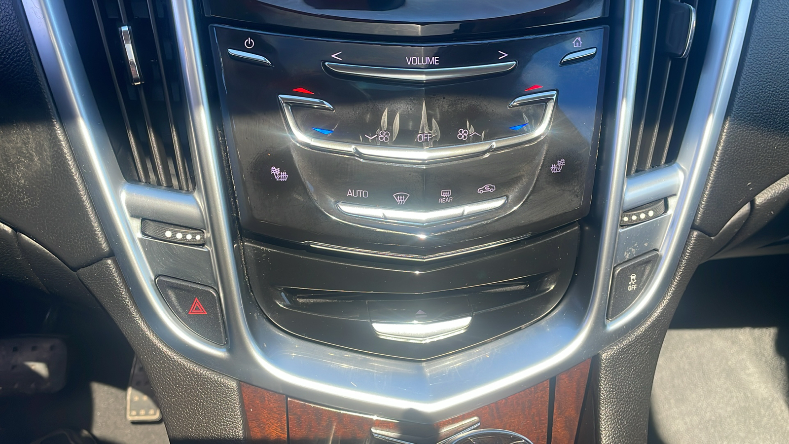 2016 Cadillac SRX Luxury 22