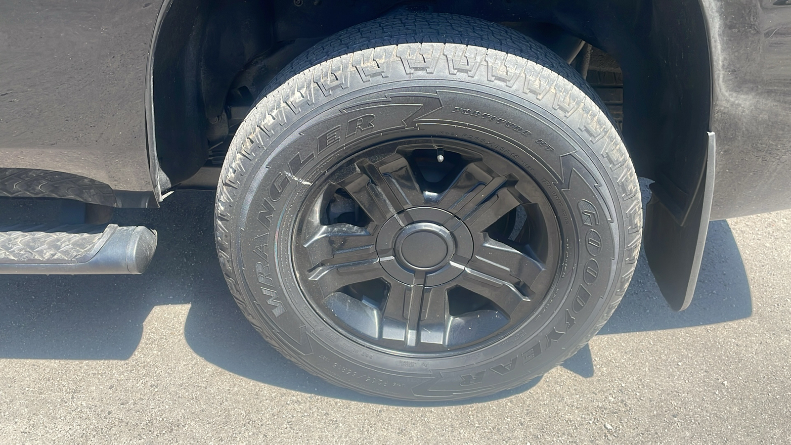 2017 Chevrolet Tahoe LT 27