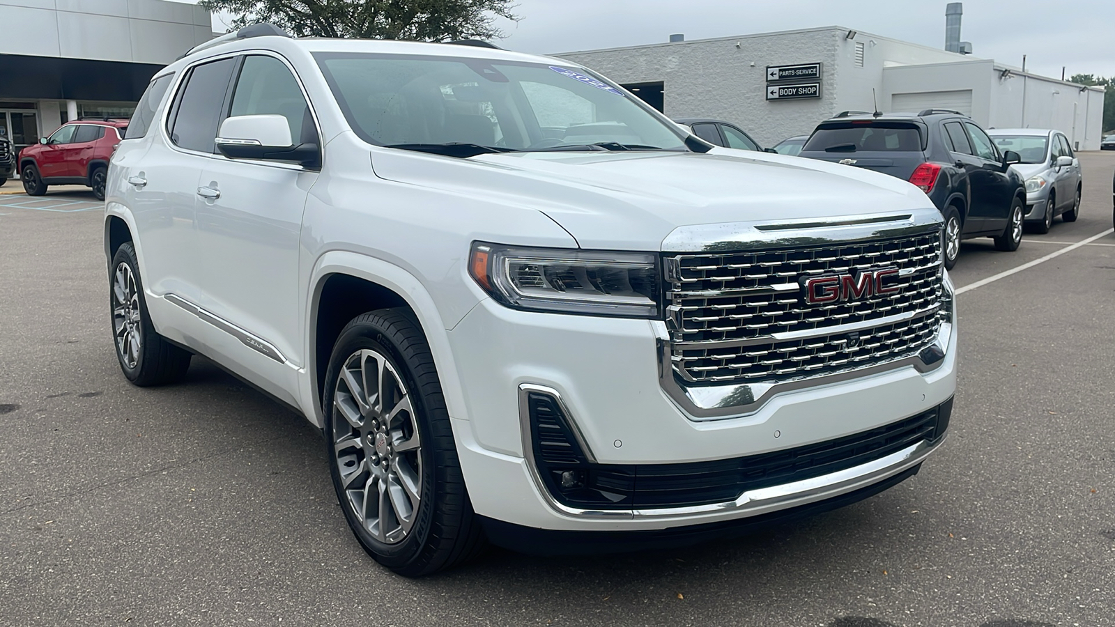 2021 GMC Acadia Denali 2