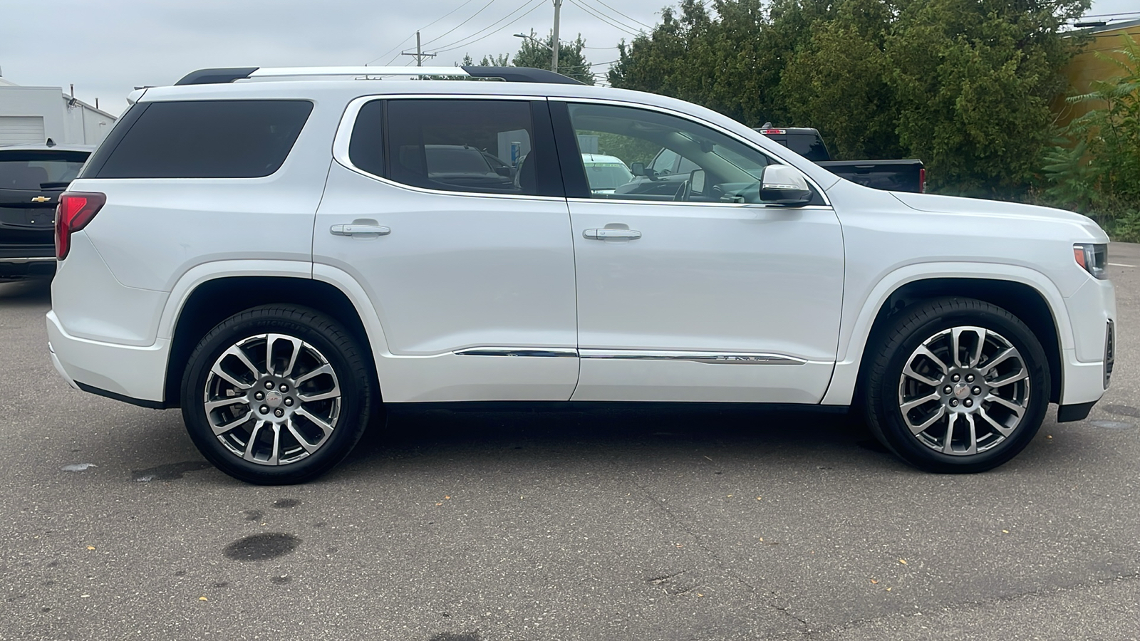 2021 GMC Acadia Denali 3