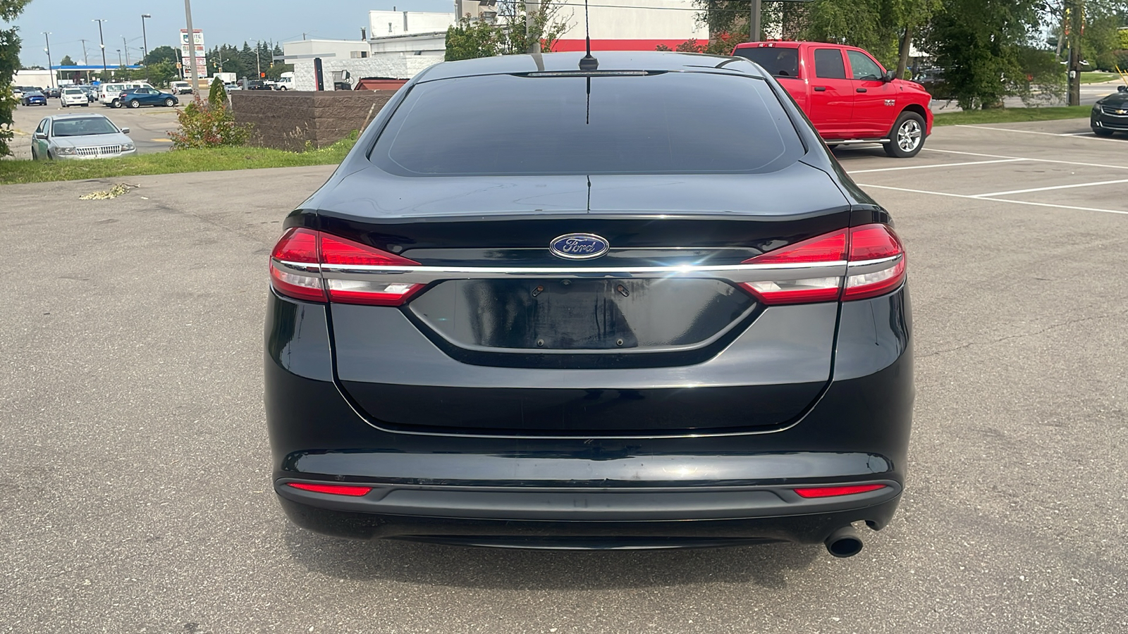 2017 Ford Fusion SE 29