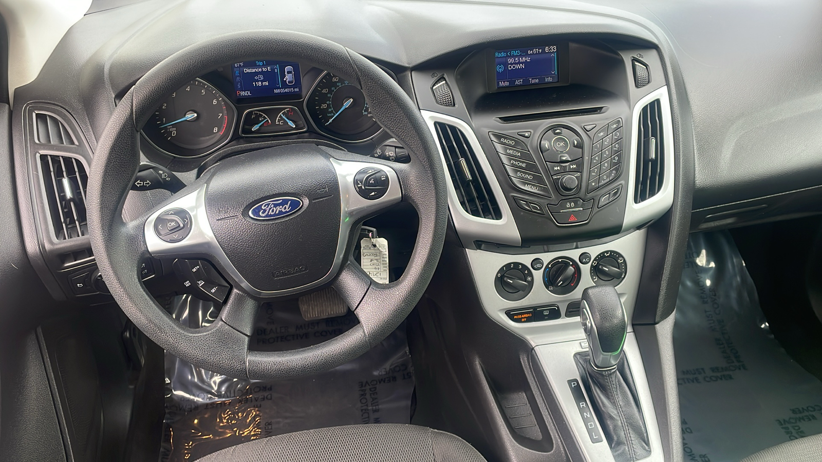 2014 Ford Focus SE 13