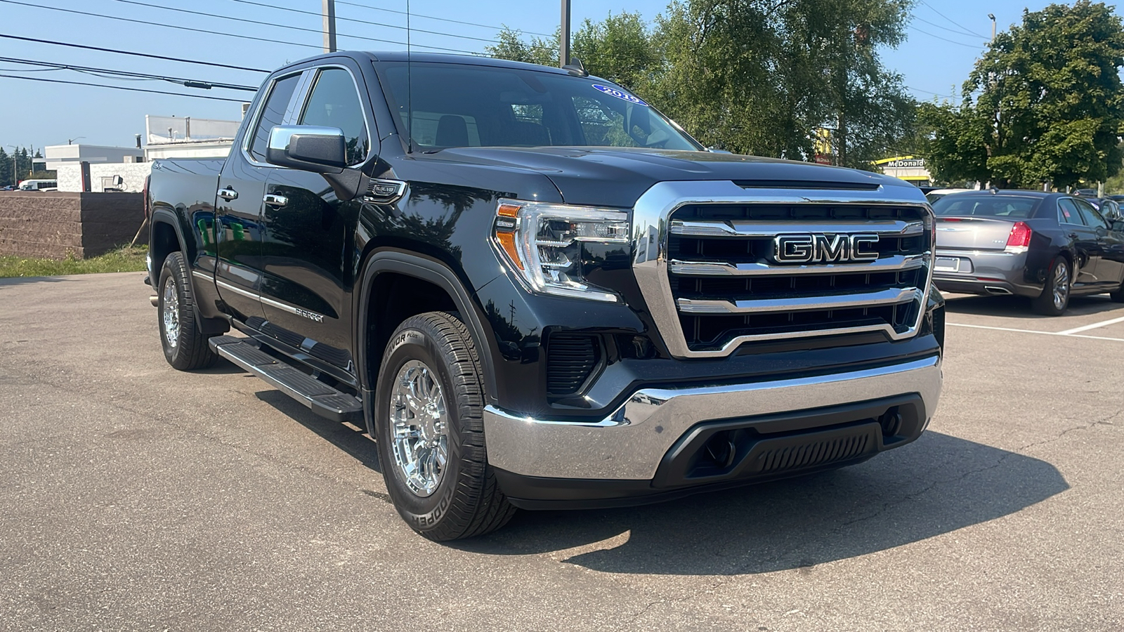 2019 GMC Sierra 1500 SLE 2