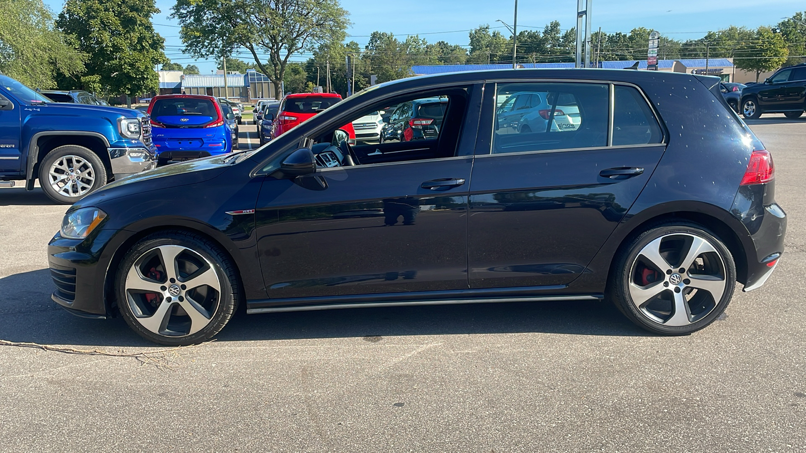 2015 Volkswagen Golf GTI 2.0T S 6