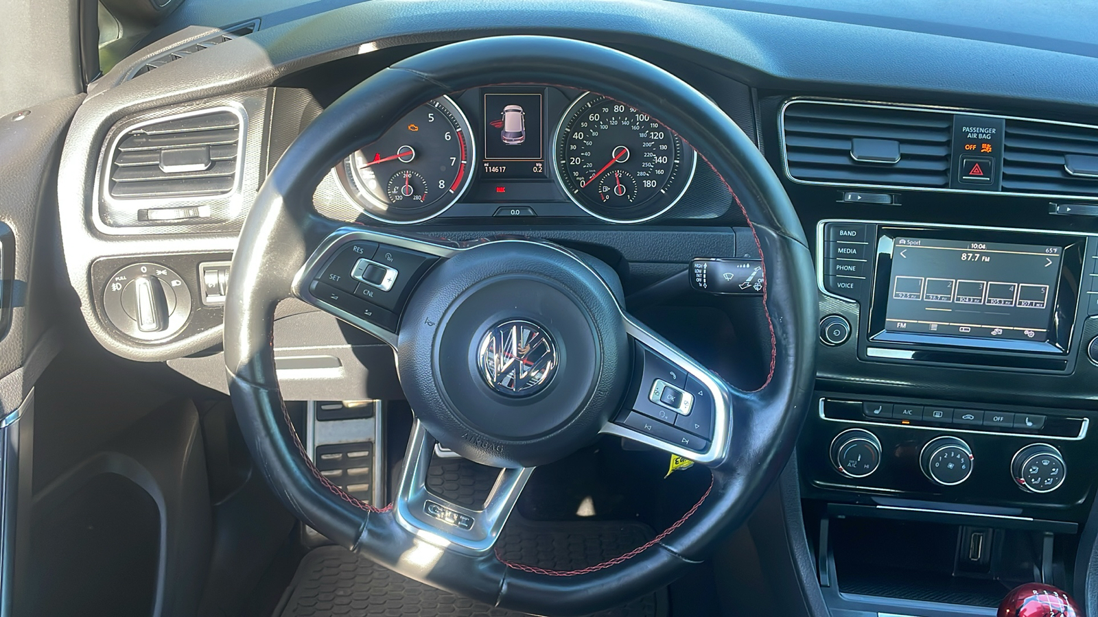 2015 Volkswagen Golf GTI 2.0T S 14