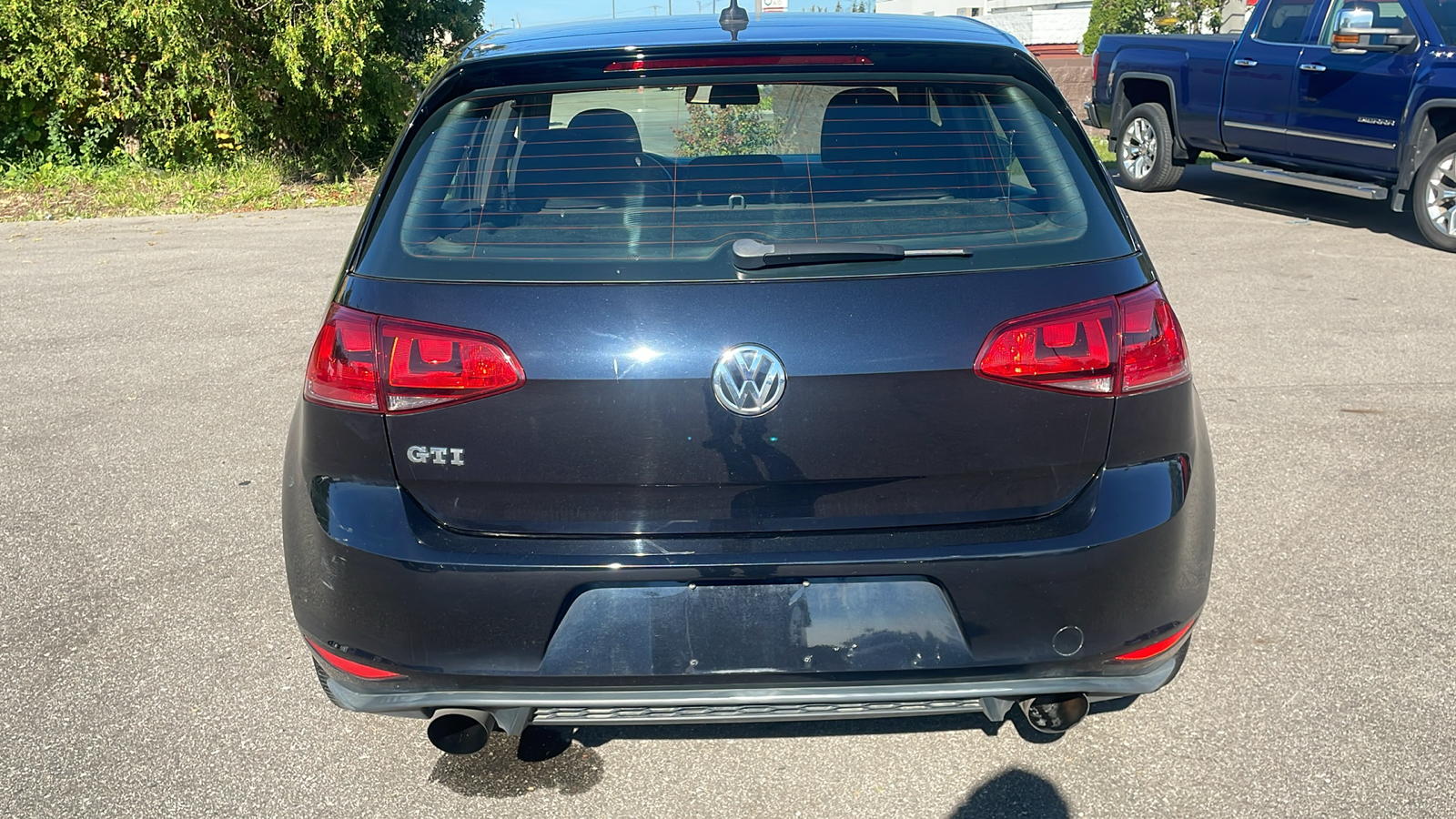 2015 Volkswagen Golf GTI 2.0T S 28