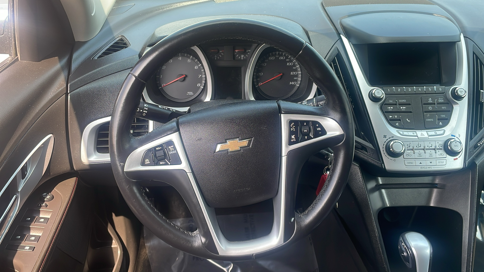 2015 Chevrolet Equinox LT 14
