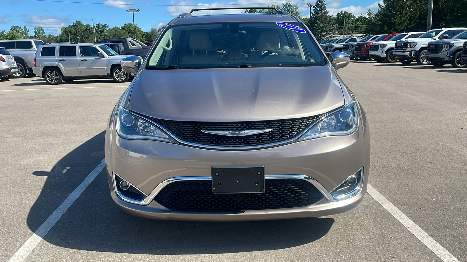 2017 Chrysler Pacifica Limited 33