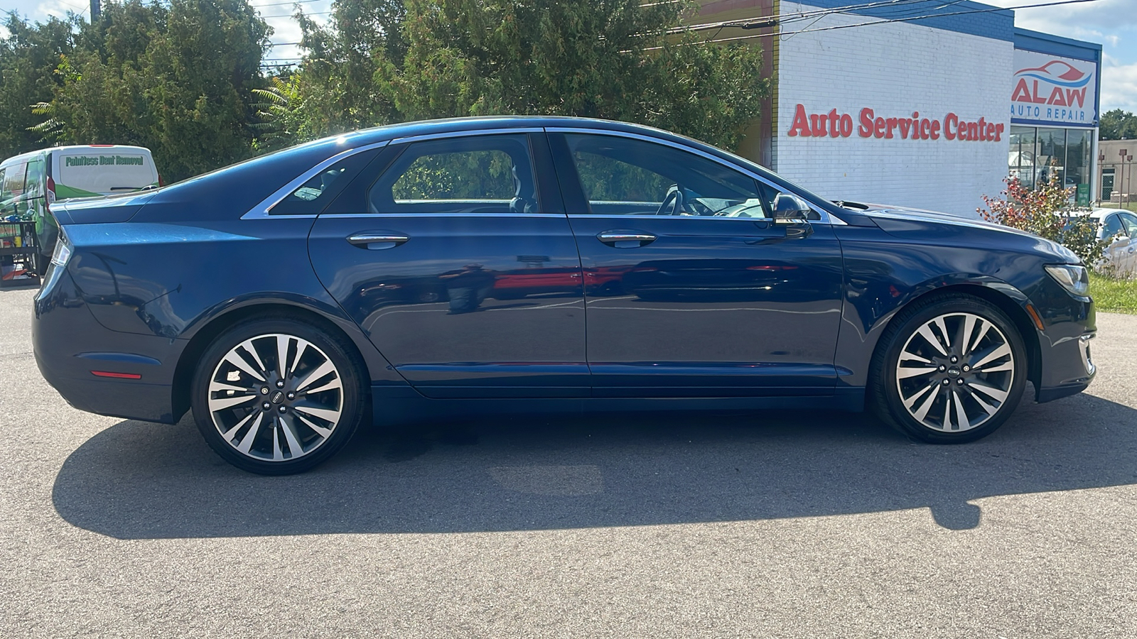 2017 Lincoln MKZ Reserve 3