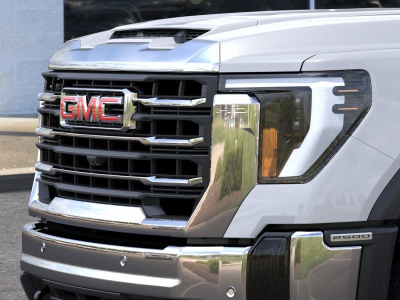 2024 GMC Sierra 2500HD SLT 13