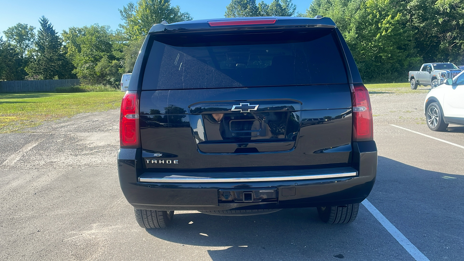 2016 Chevrolet Tahoe LTZ 32