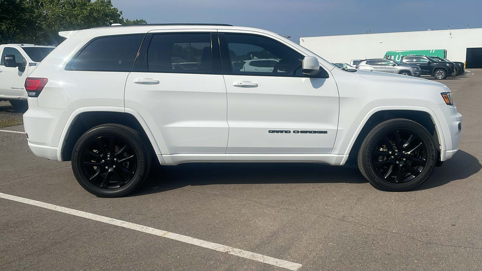 2021 Jeep Grand Cherokee Laredo X 3