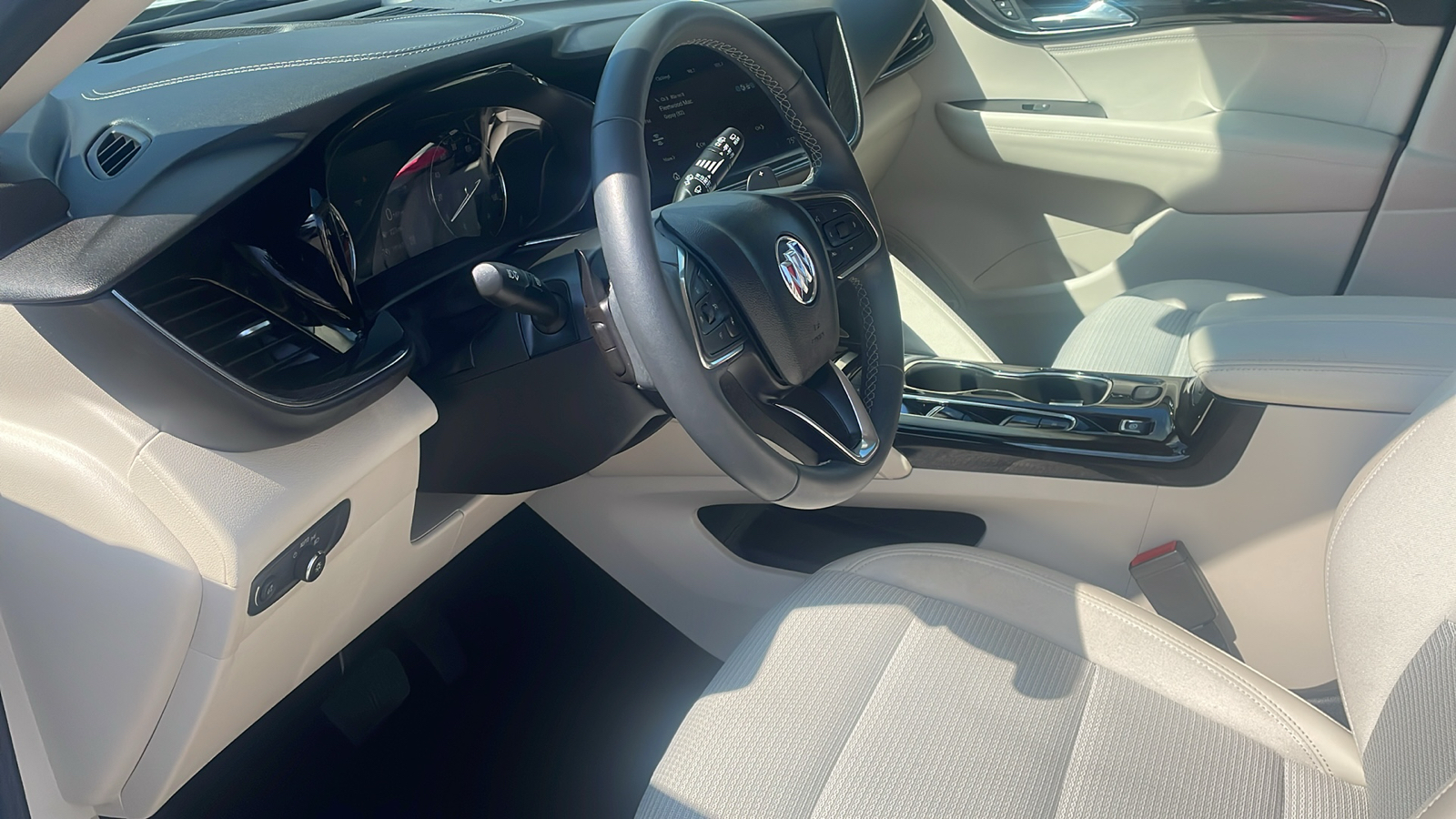 2023 Buick Envision Preferred 11