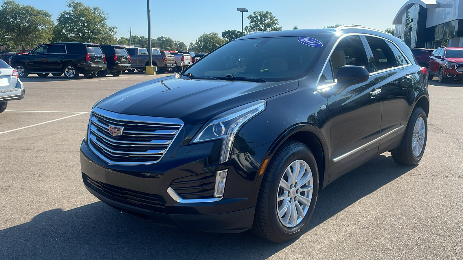 2017 Cadillac XT5 Base 7