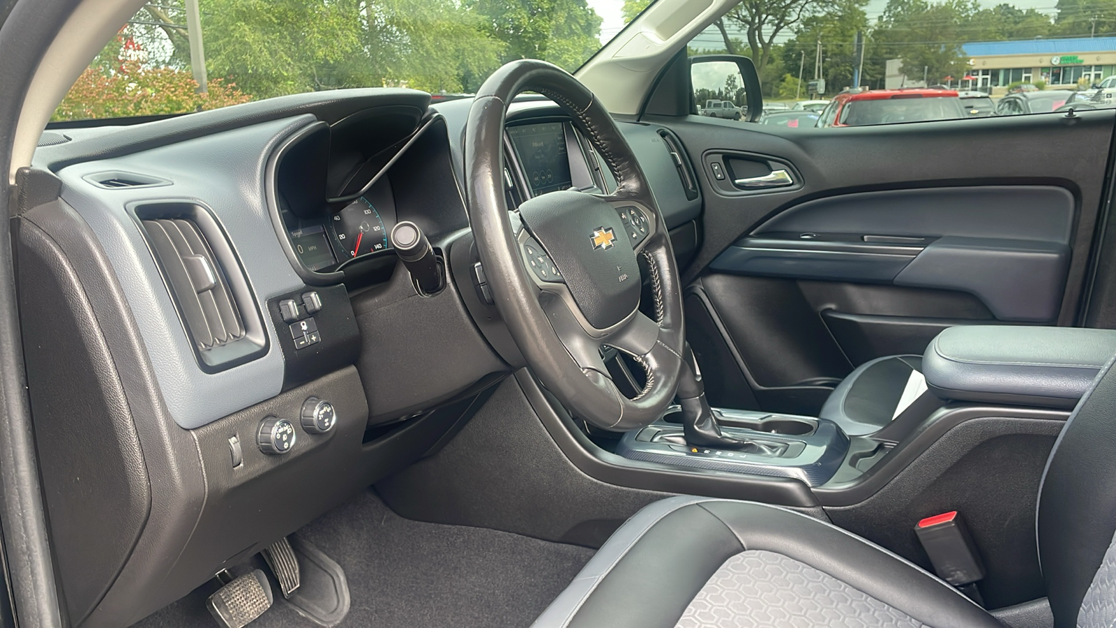 2019 Chevrolet Colorado Z71 11