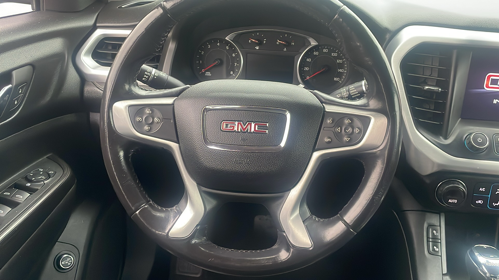 2018 GMC Acadia SLT-1 14