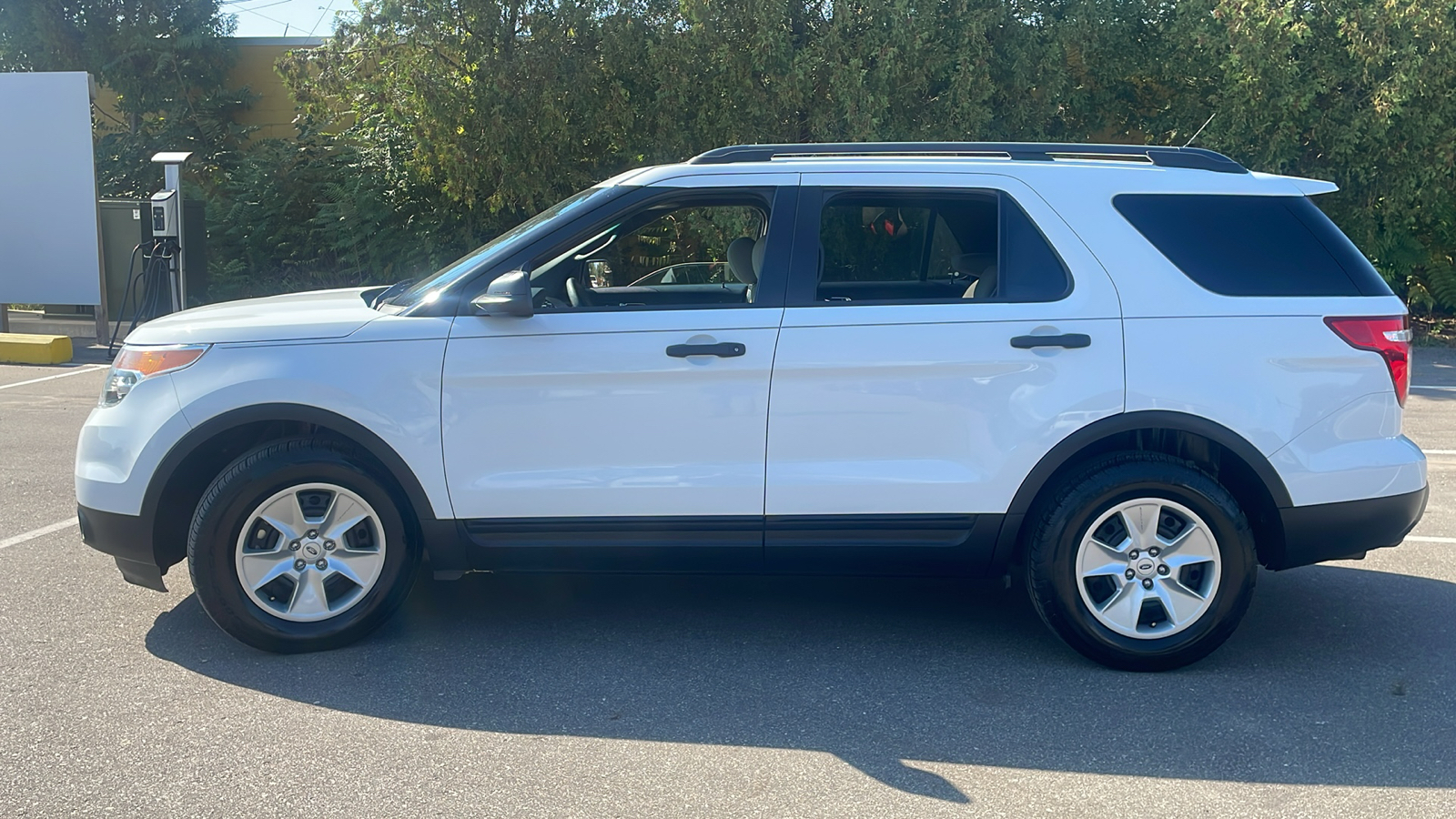 2013 Ford Explorer Base 6