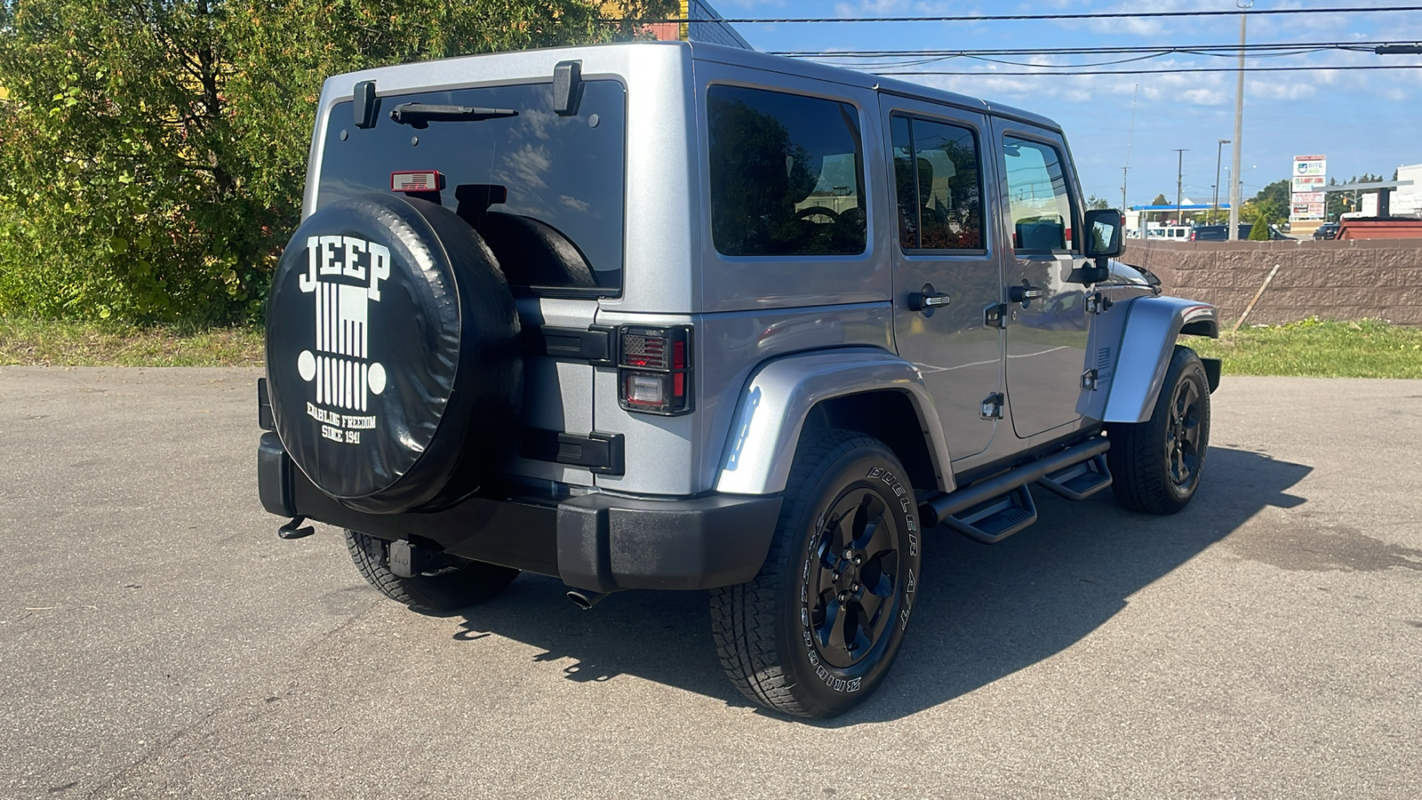 2015 Jeep Wrangler Unlimited Sahara Altitude 4