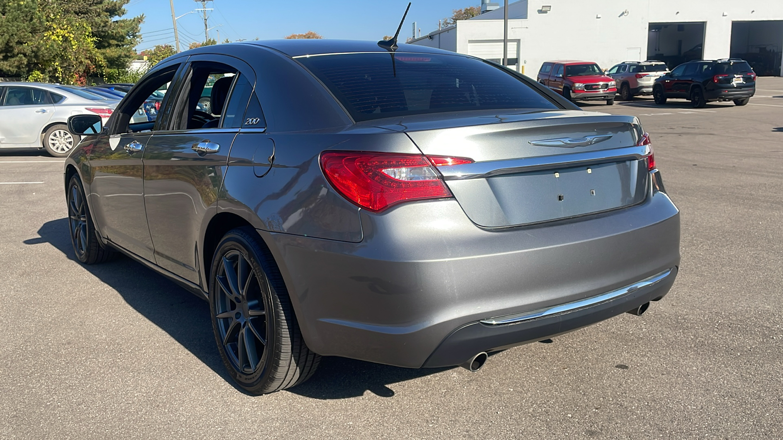 2012 Chrysler 200 Limited 5