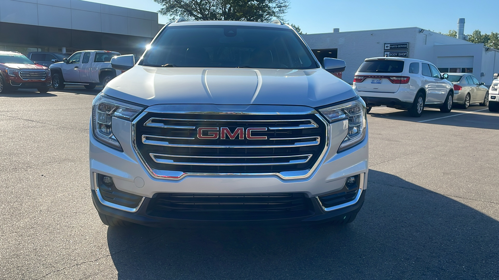 2022 GMC Terrain SLT 33