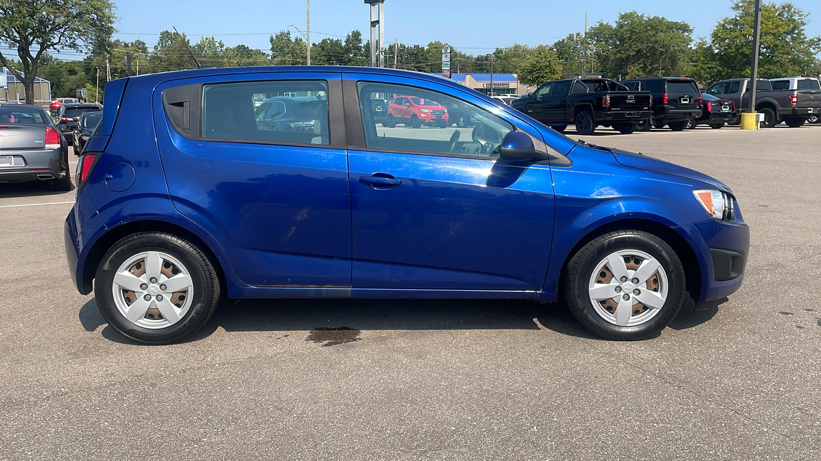 2014 Chevrolet Sonic LS 3