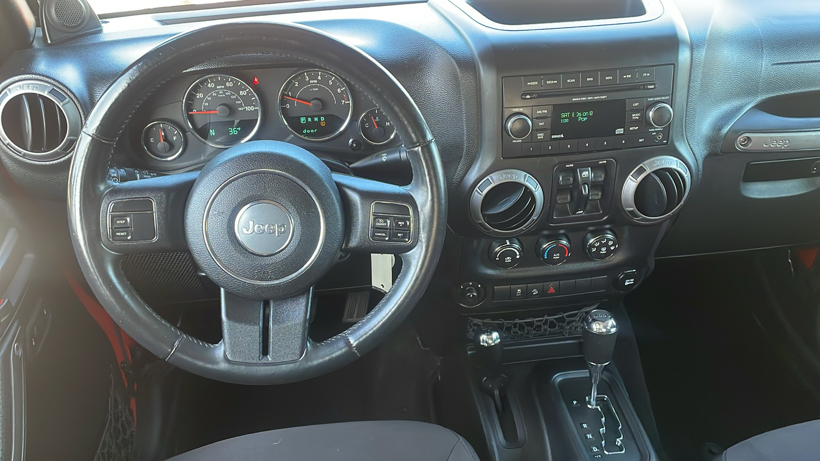 2014 Jeep Wrangler Unlimited Sport 13