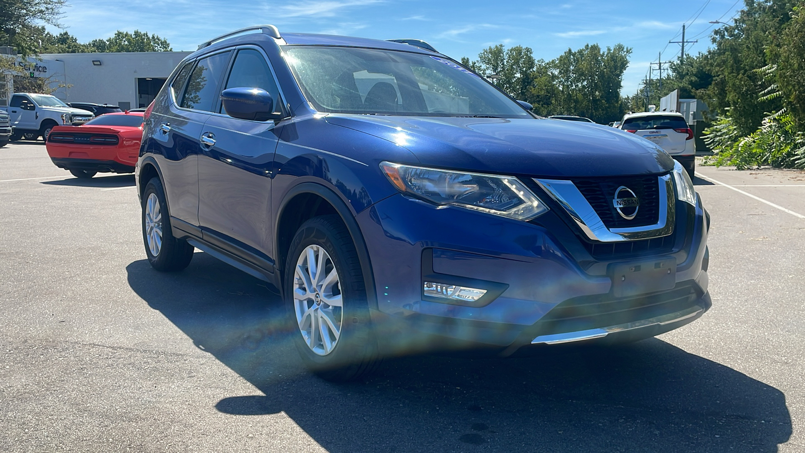 2017 Nissan Rogue SV 2