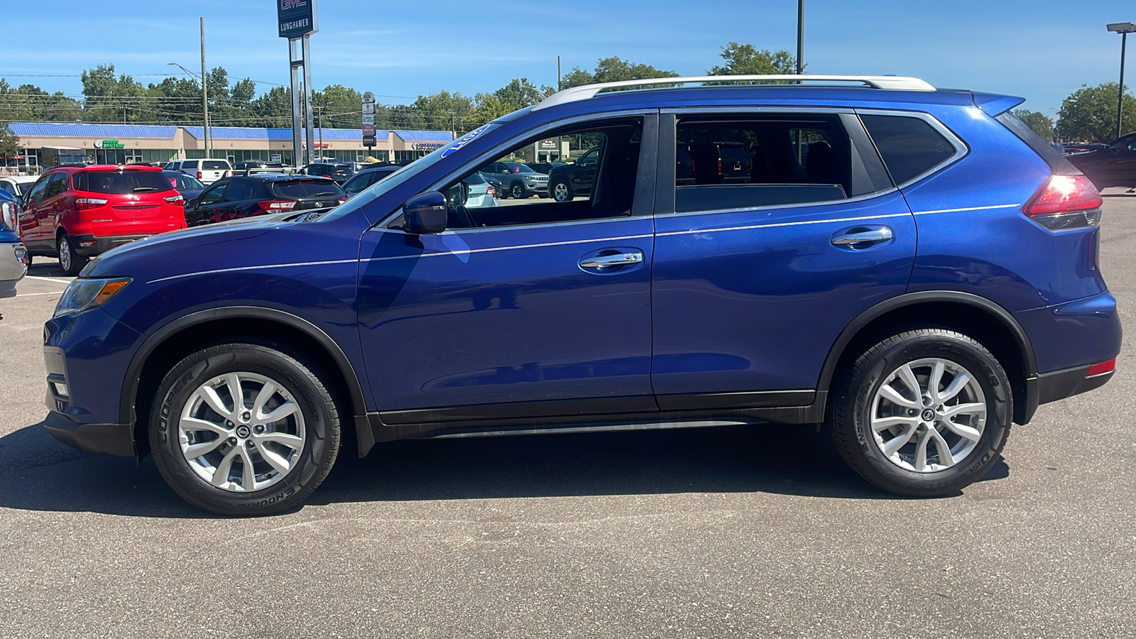 2017 Nissan Rogue SV 6