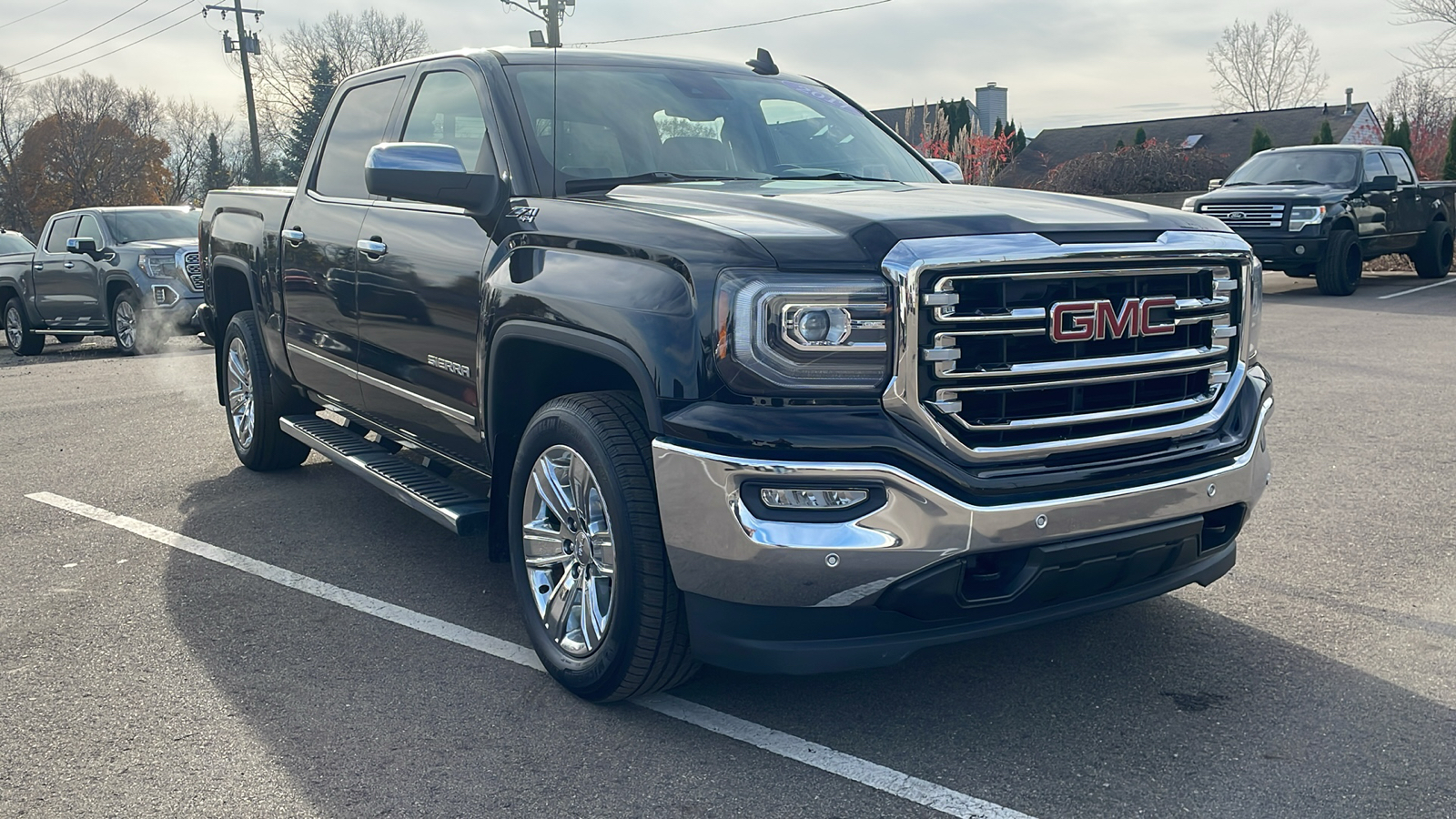 2017 GMC Sierra 1500 SLT 2