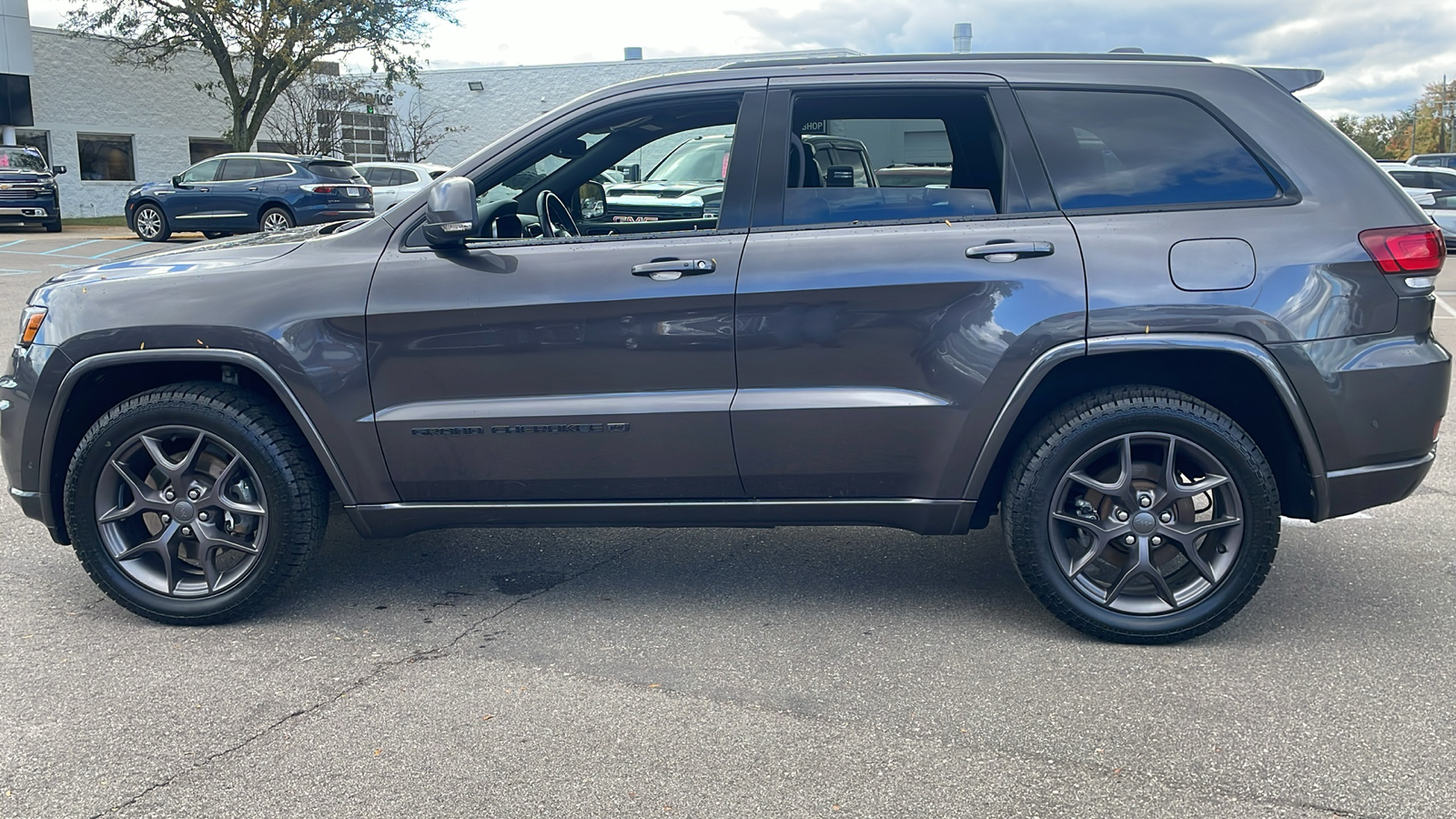 2021 Jeep Grand Cherokee 80th Anniversary Edition 6