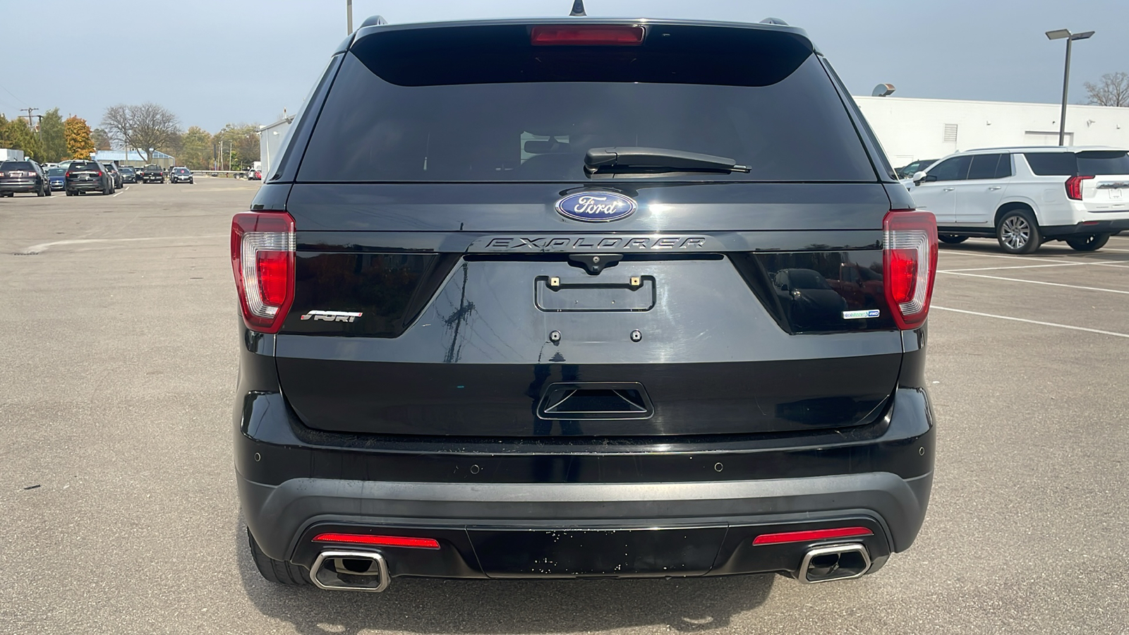 2017 Ford Explorer Sport 33