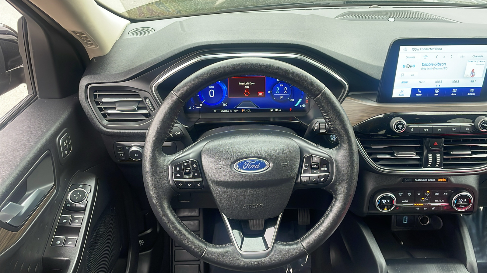 2020 Ford Escape Titanium Hybrid 14