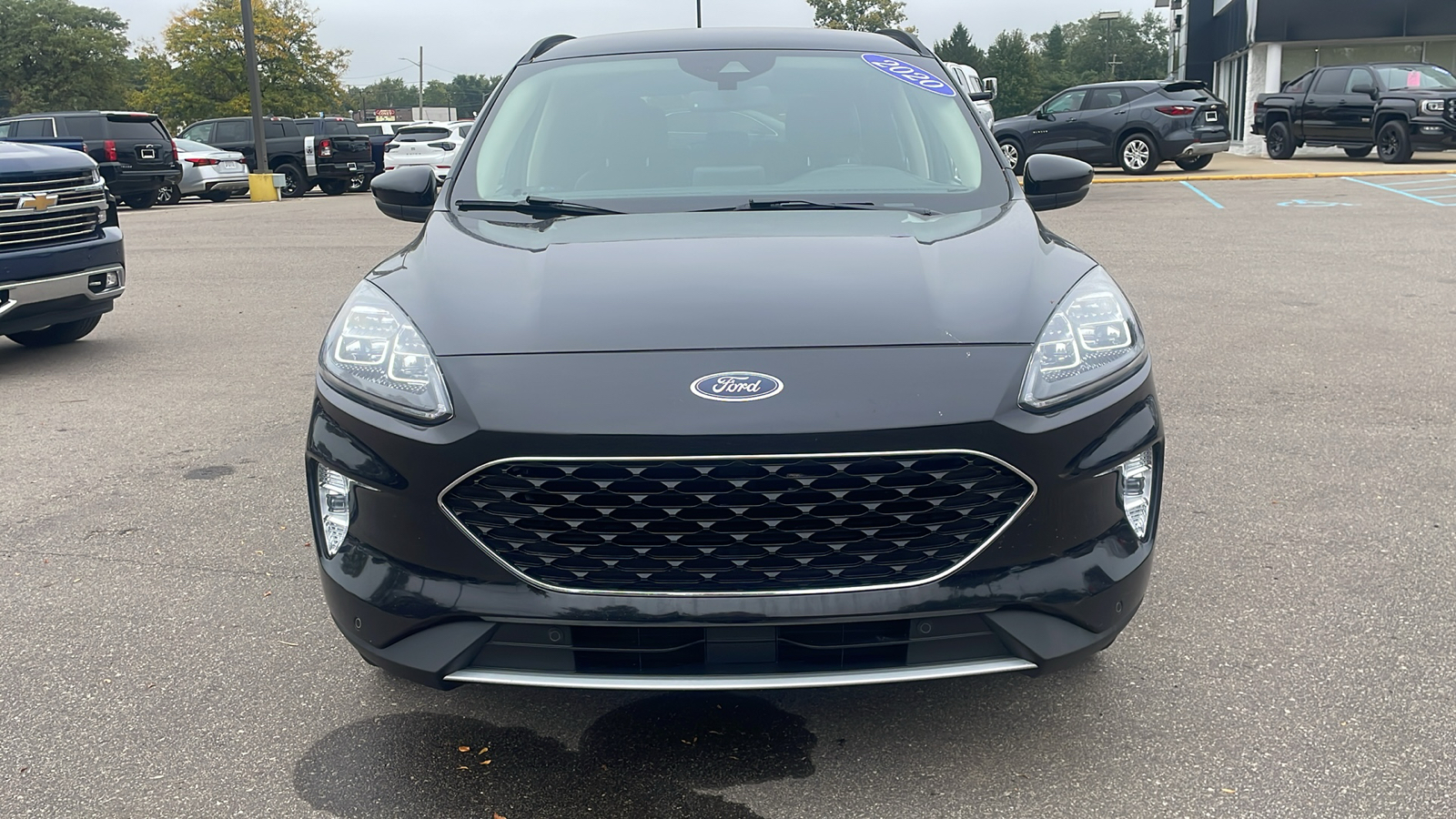 2020 Ford Escape Titanium Hybrid 33