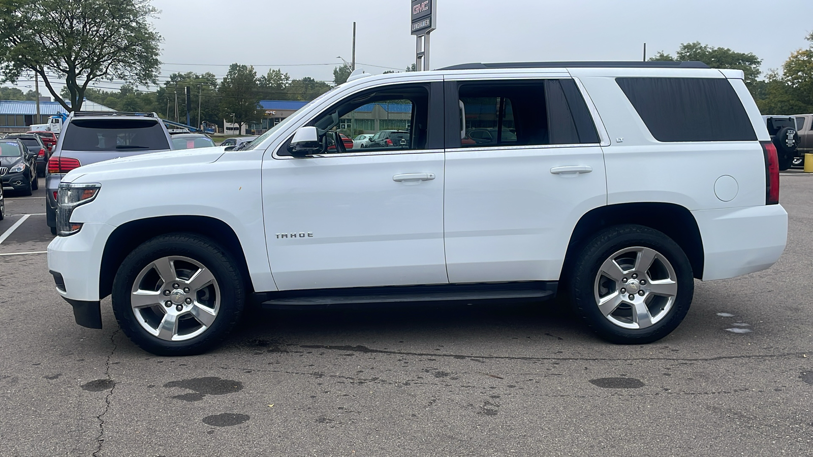 2017 Chevrolet Tahoe LT 6